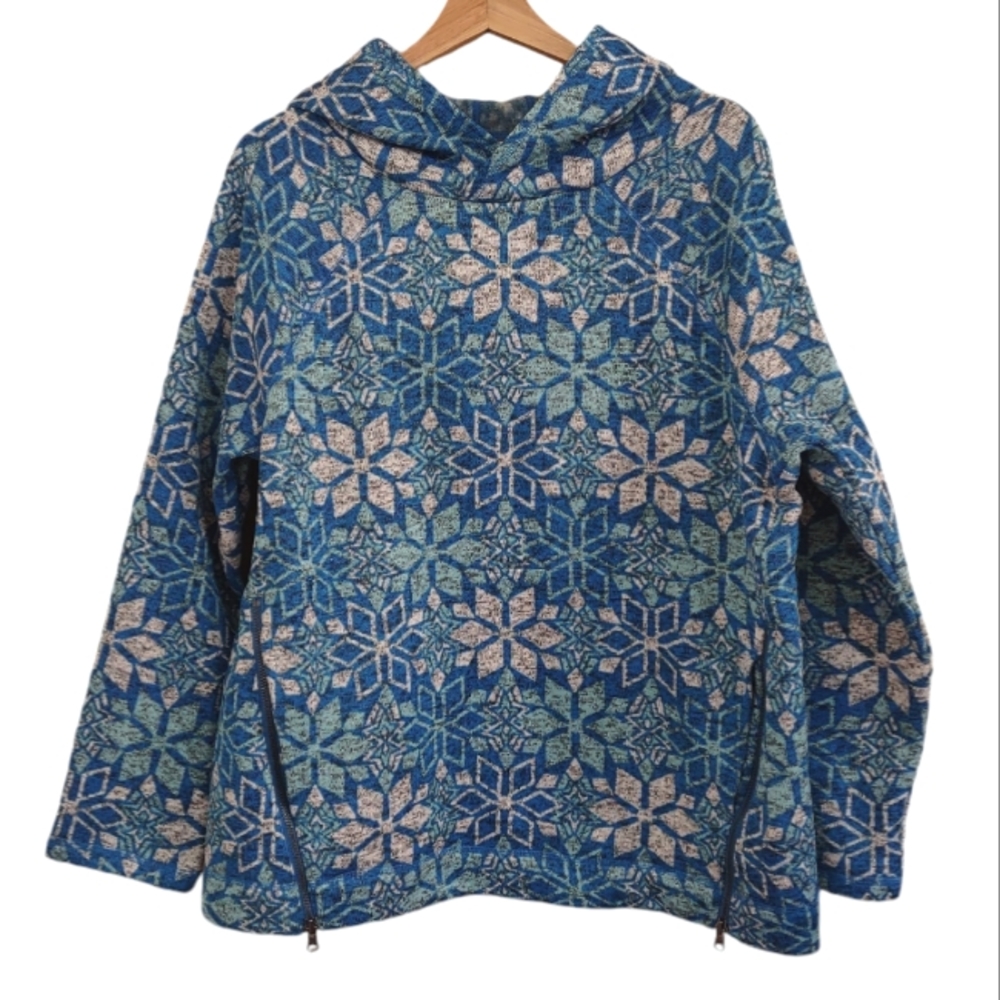 T By Talbots Snowflake Print Fleece Hoodie/Sweater